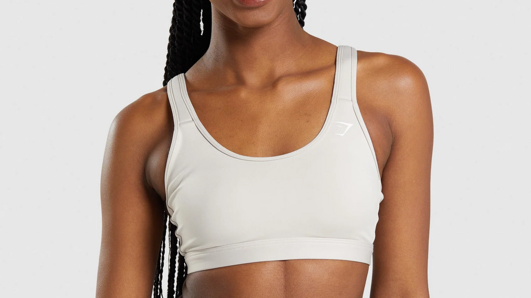From Comfort to Confidence: Why Scoop Neck Bras Are a Wardrobe Essential